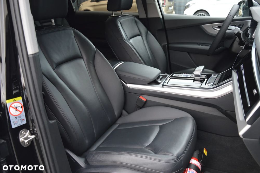 Audi Q7 - 19