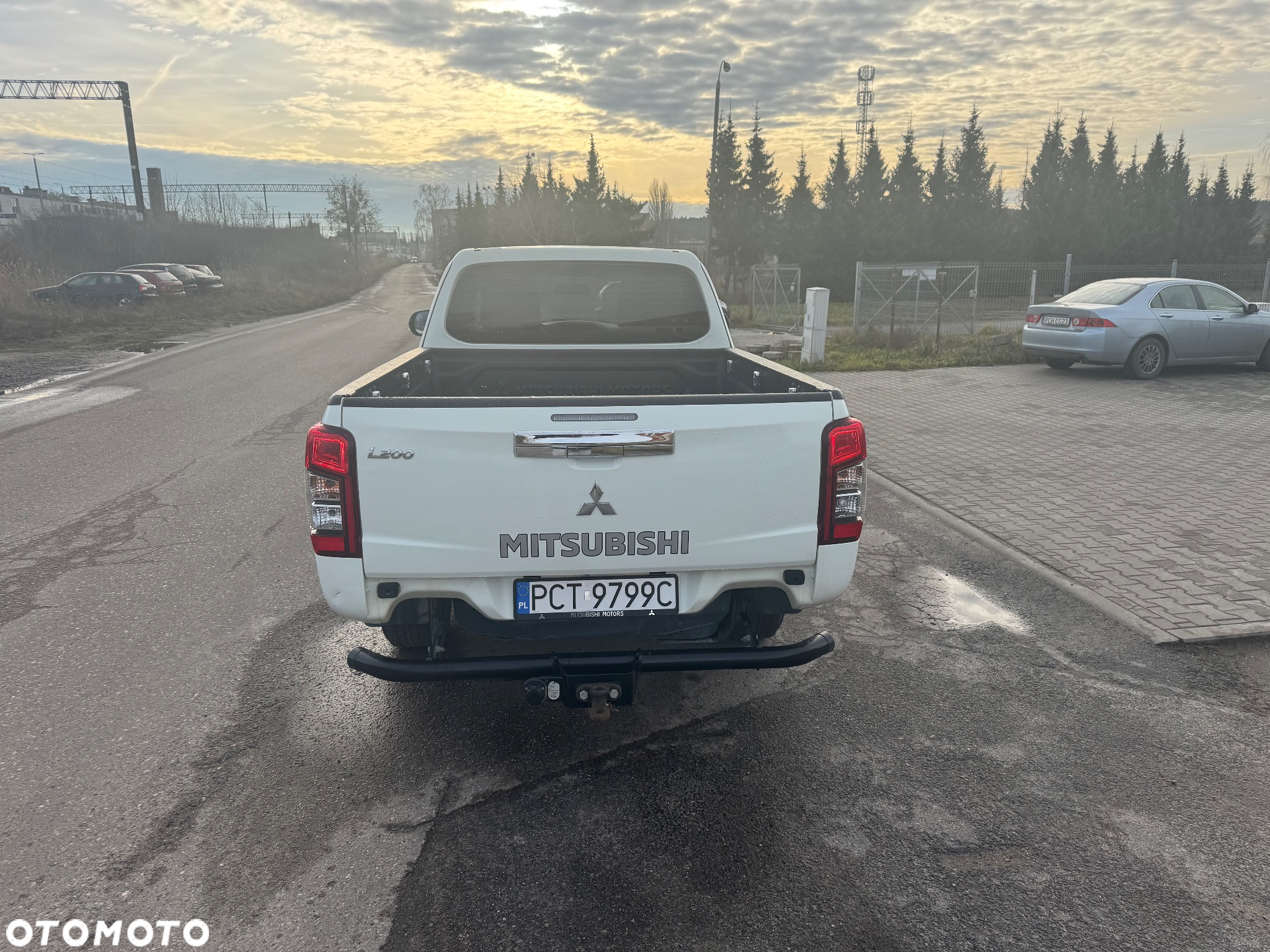 Mitsubishi L200 2.2 d DC Invite - 8