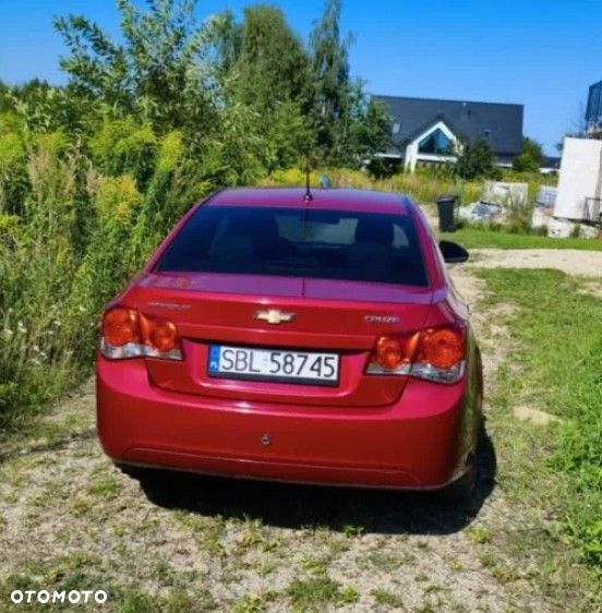 Chevrolet Cruze 1.6 Base - 10