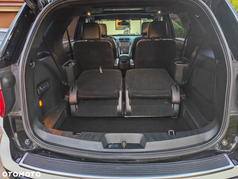 Ford Explorer - 19