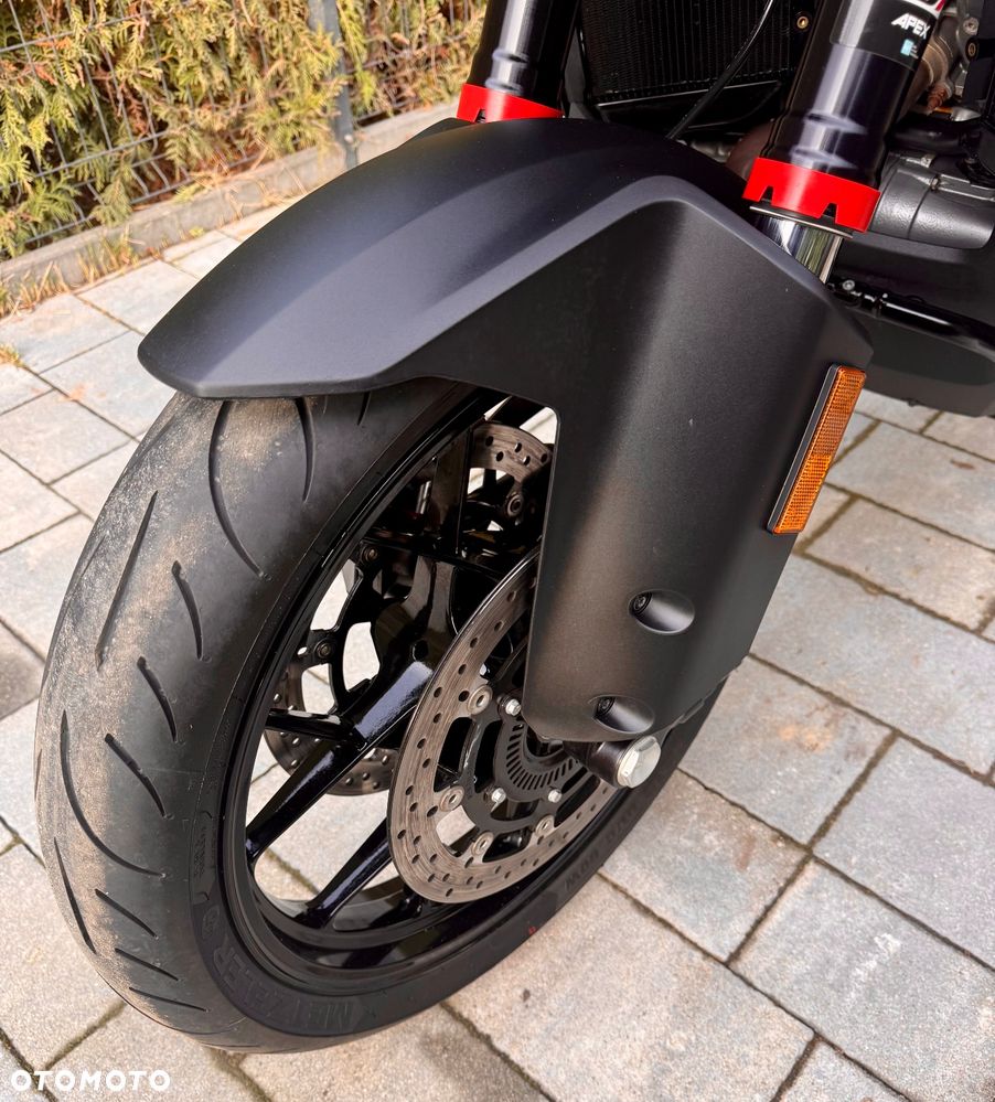 KTM Super Adventure - 18