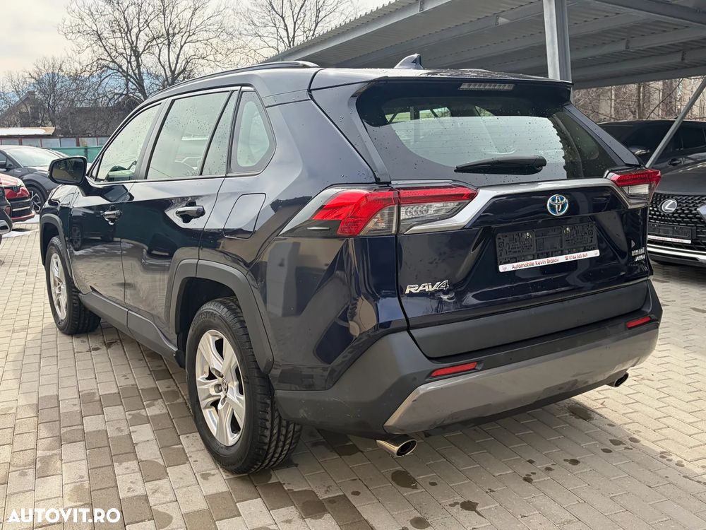 Toyota RAV4 - 3