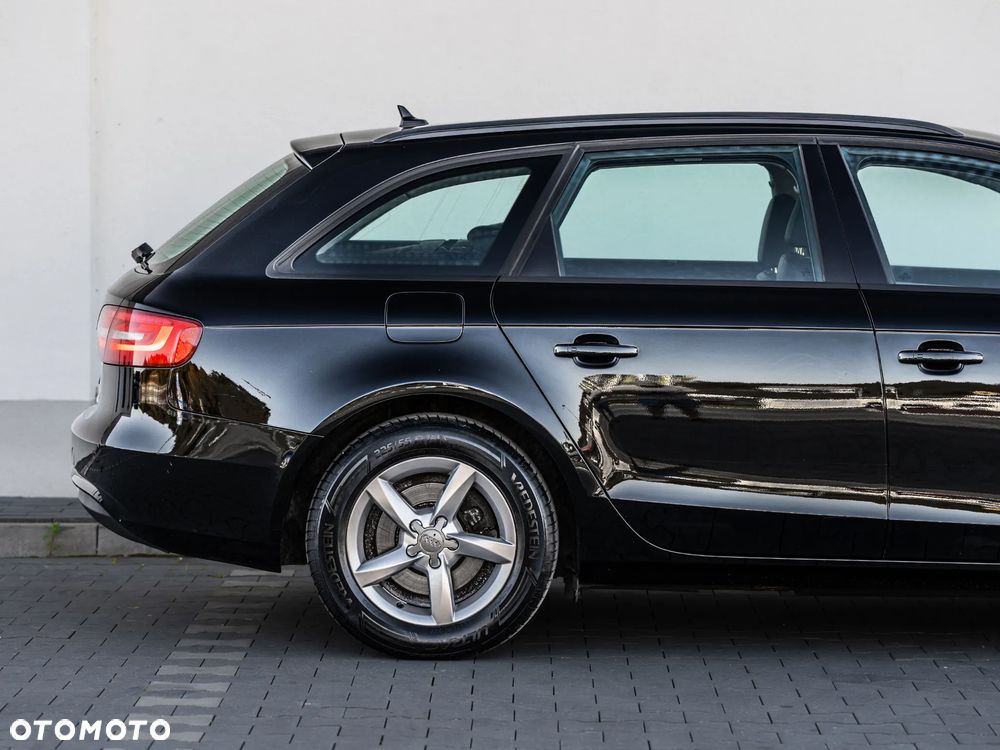 Audi A4 Avant 2.0 TDI DPF quattro S line Sportpaket - 18