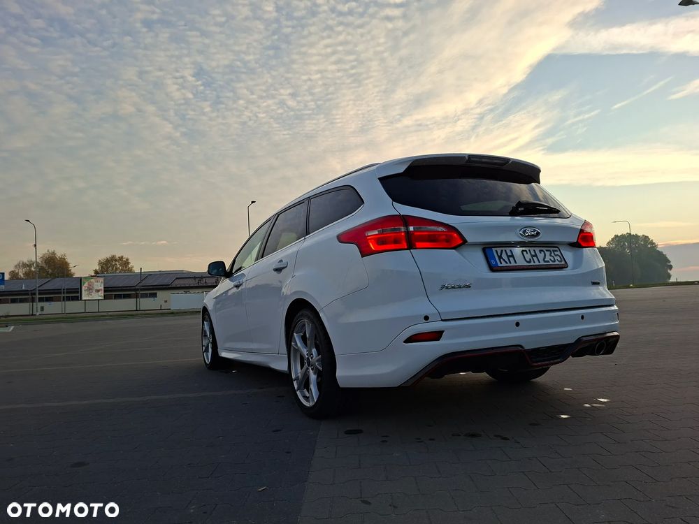 Ford Focus - 26