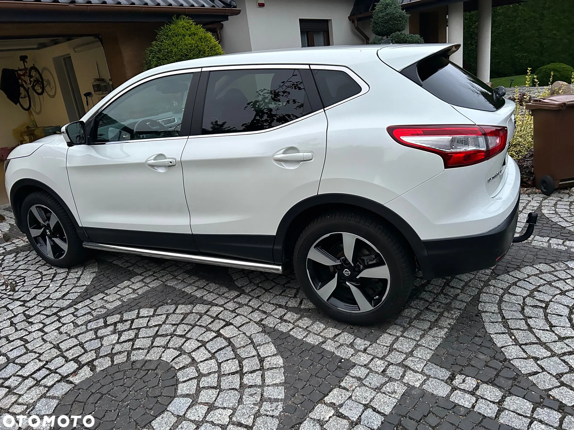 Nissan Qashqai - 2
