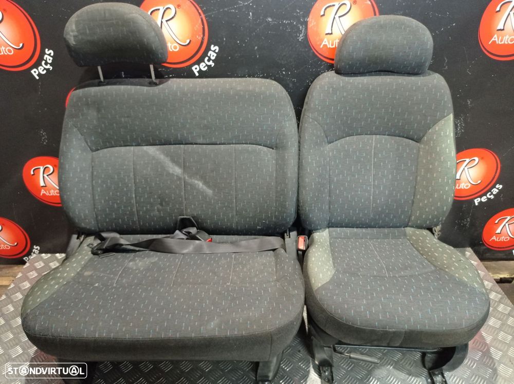 Estofos Hyundai H-1 / Starex Veículo Multiuso (A1) - 1