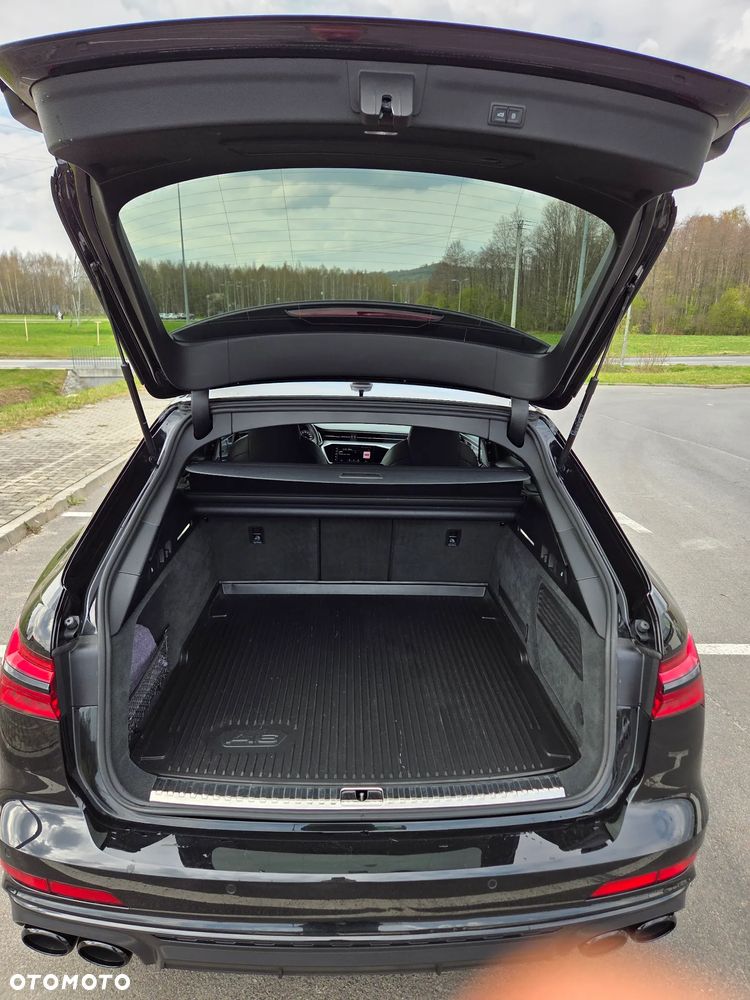 Audi S6 Avant - 26