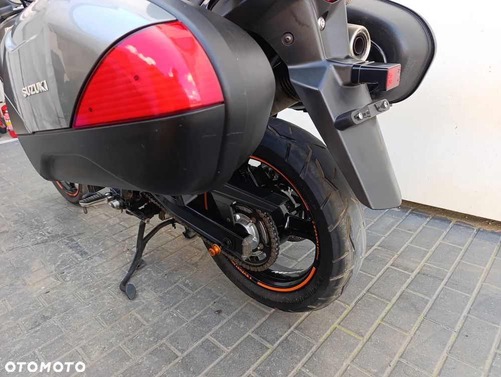 Suzuki V-STROM - 21