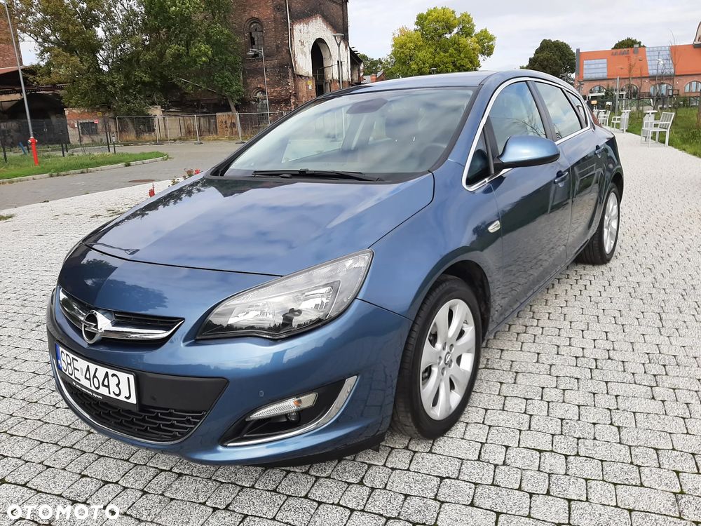 Opel Astra 1.4 Turbo Exklusiv - 1