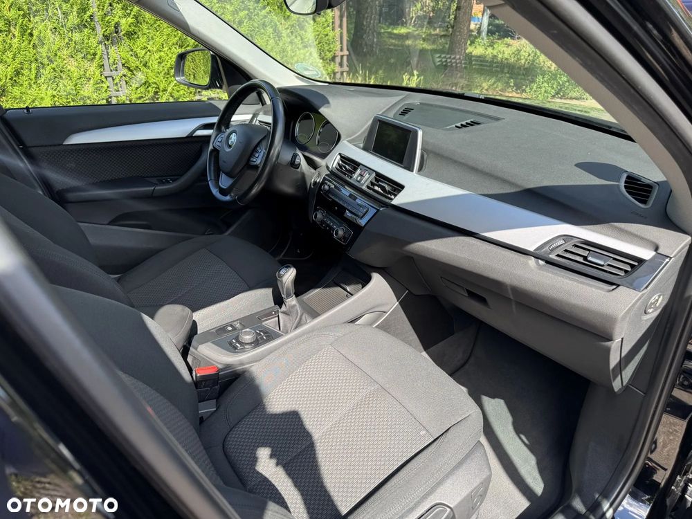 BMW X1 sDrive18d - 10