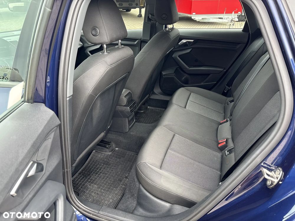 Audi A3 Sportback 30 TDI S tronic - 12