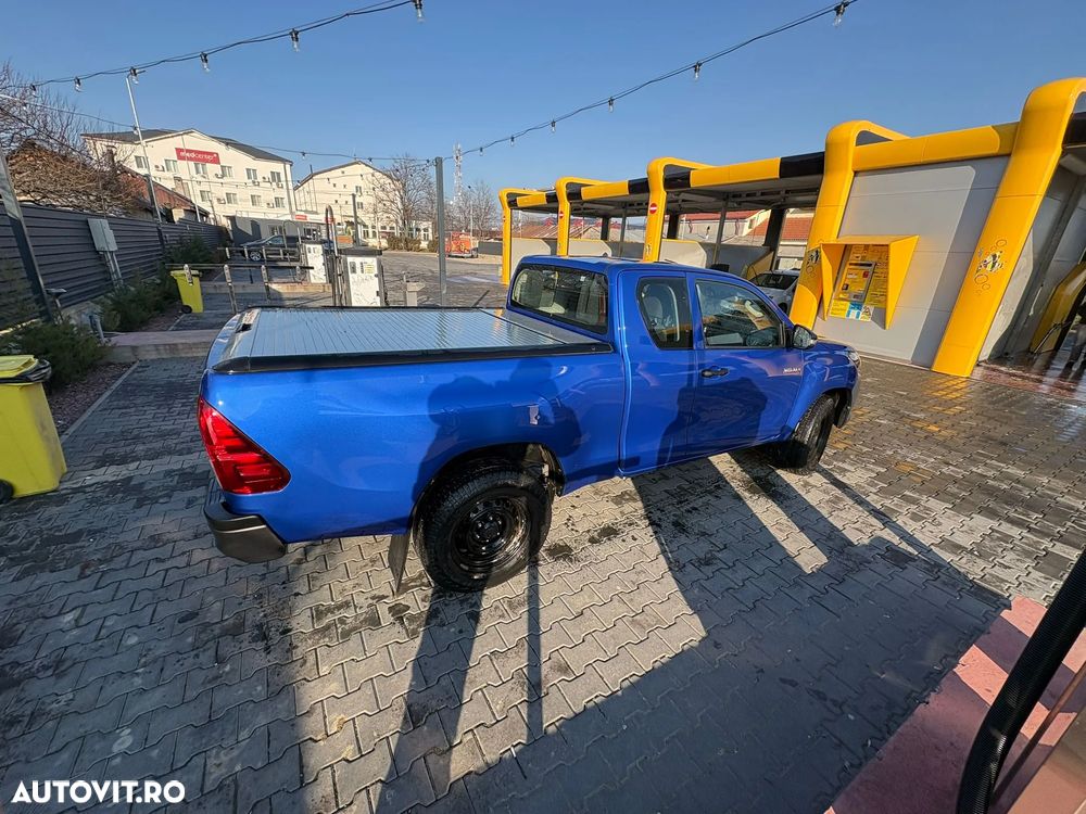 Toyota HILUX - 8