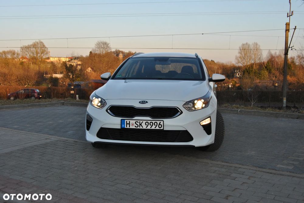 Kia Ceed 1.6 CRDi Vision - 3