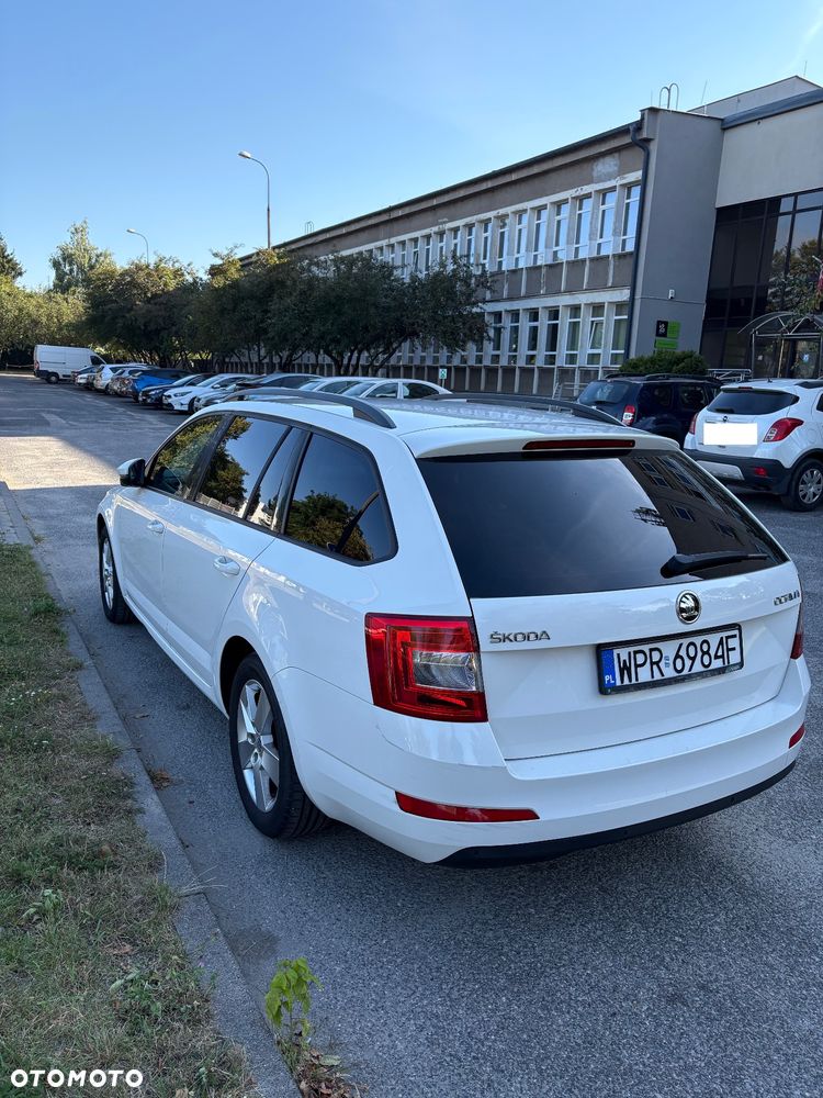 Skoda Octavia 1.4 TSI Ambition DSG - 4
