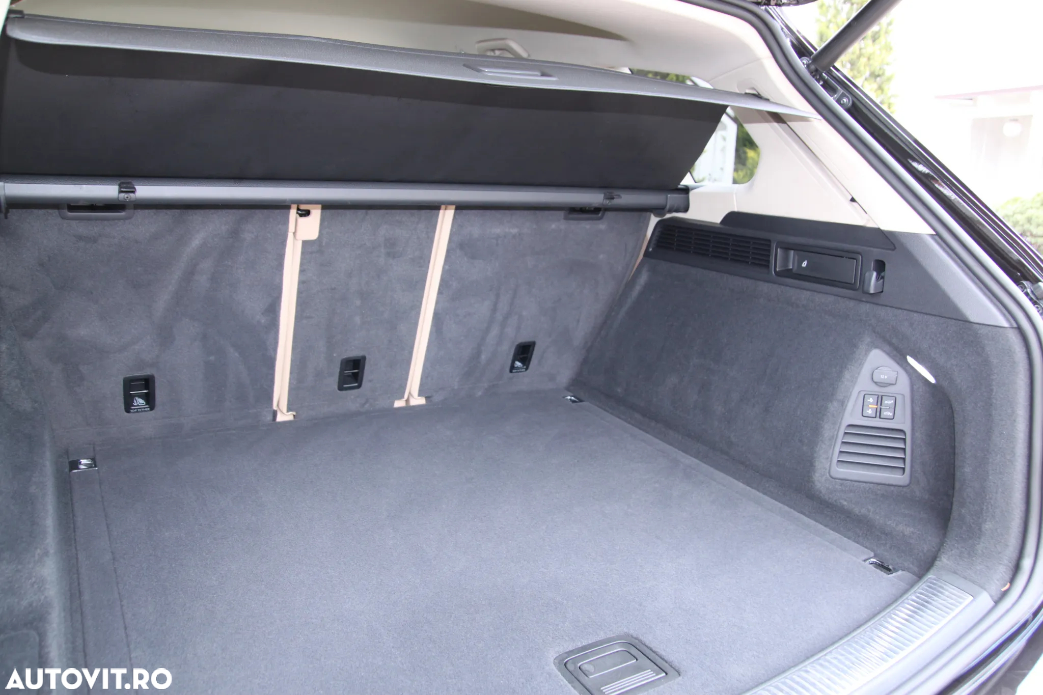 Volkswagen Touareg V6 TDI R-Style - 14