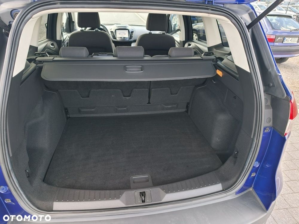 Ford Kuga - 17