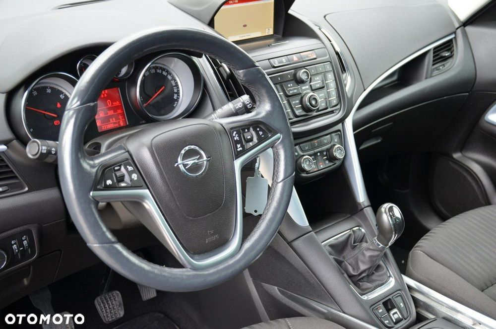 Opel Zafira - 23