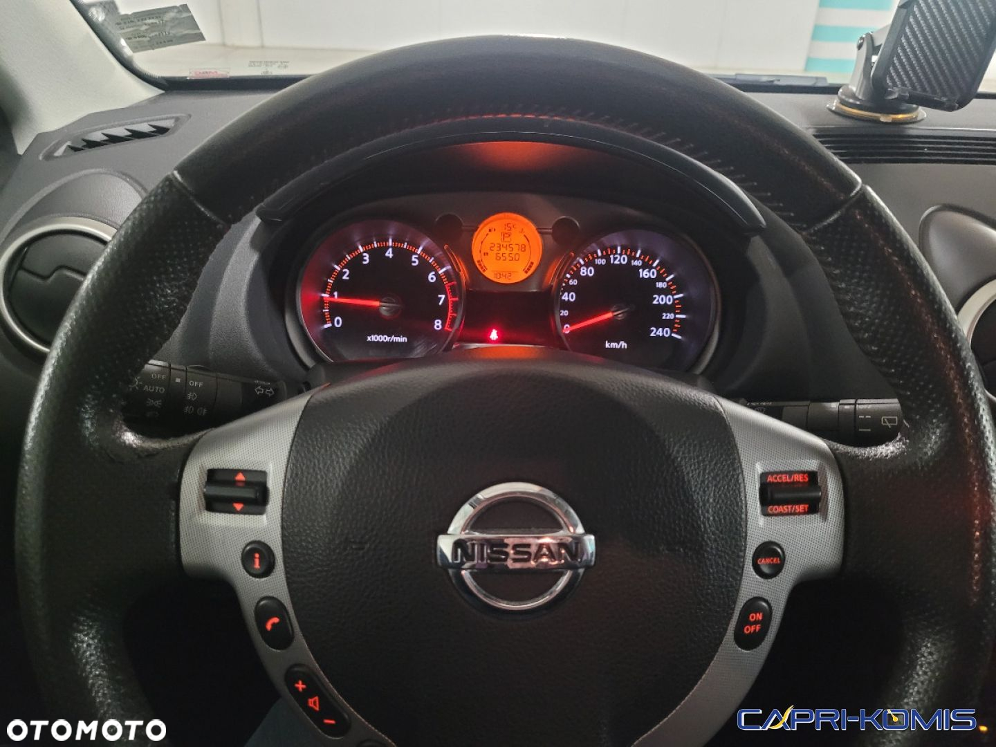 Nissan Qashqai - 14