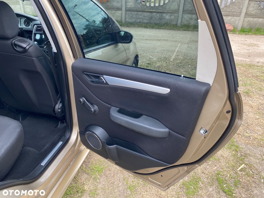 Mercedes-Benz Klasa B - 13