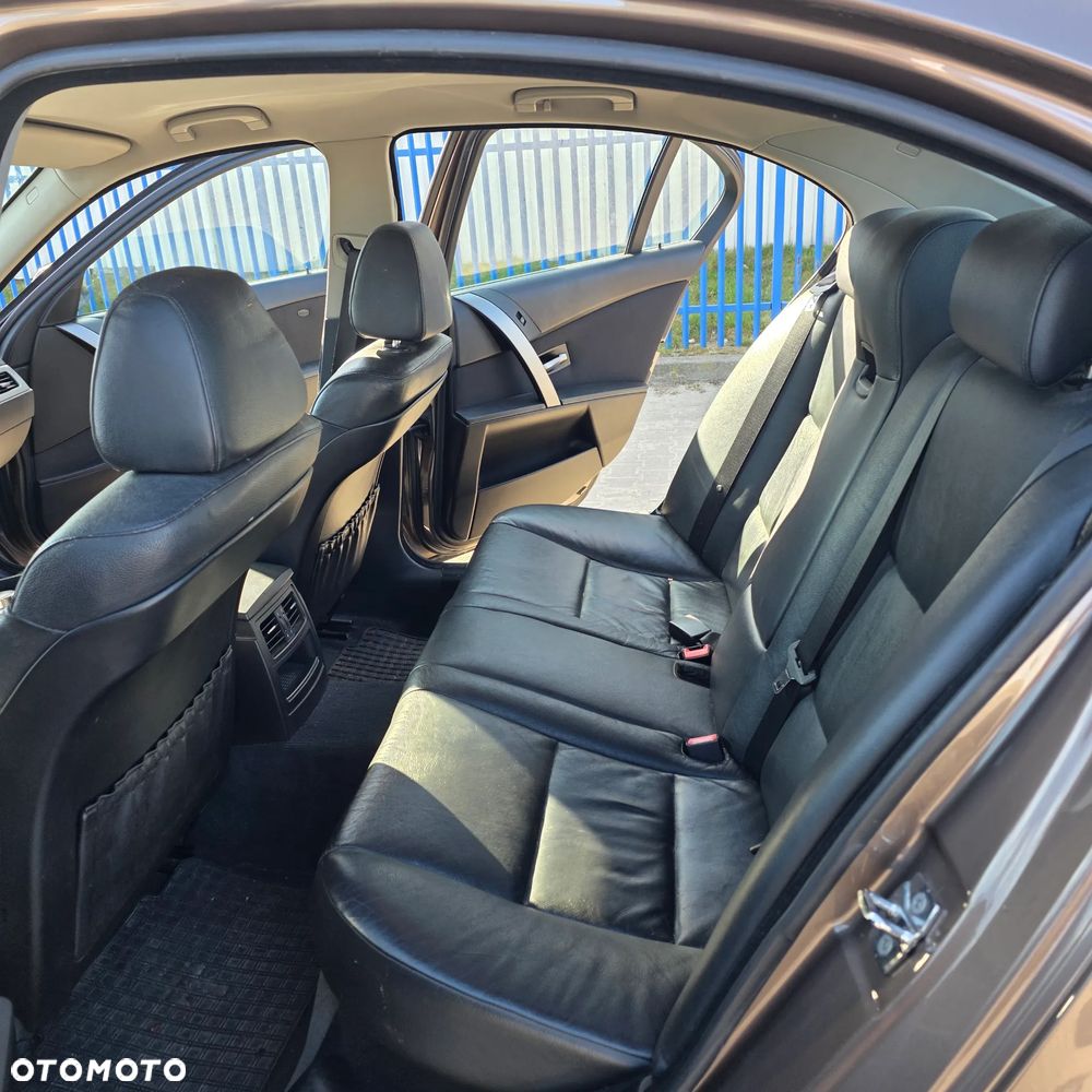 BMW Seria 5 - 23