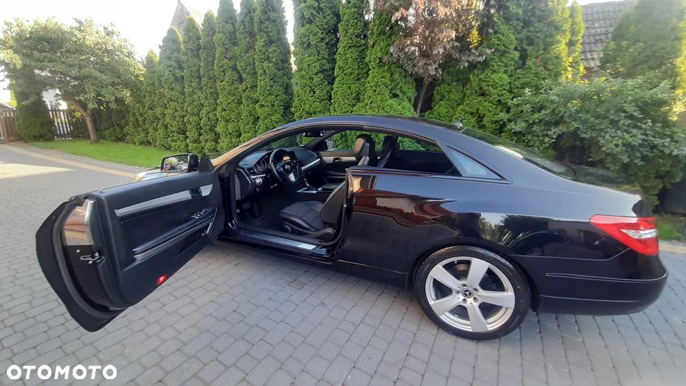 Mercedes-Benz Klasa E 200 BlueEFFICIENCY 7G-TRONIC Avantgarde - 17