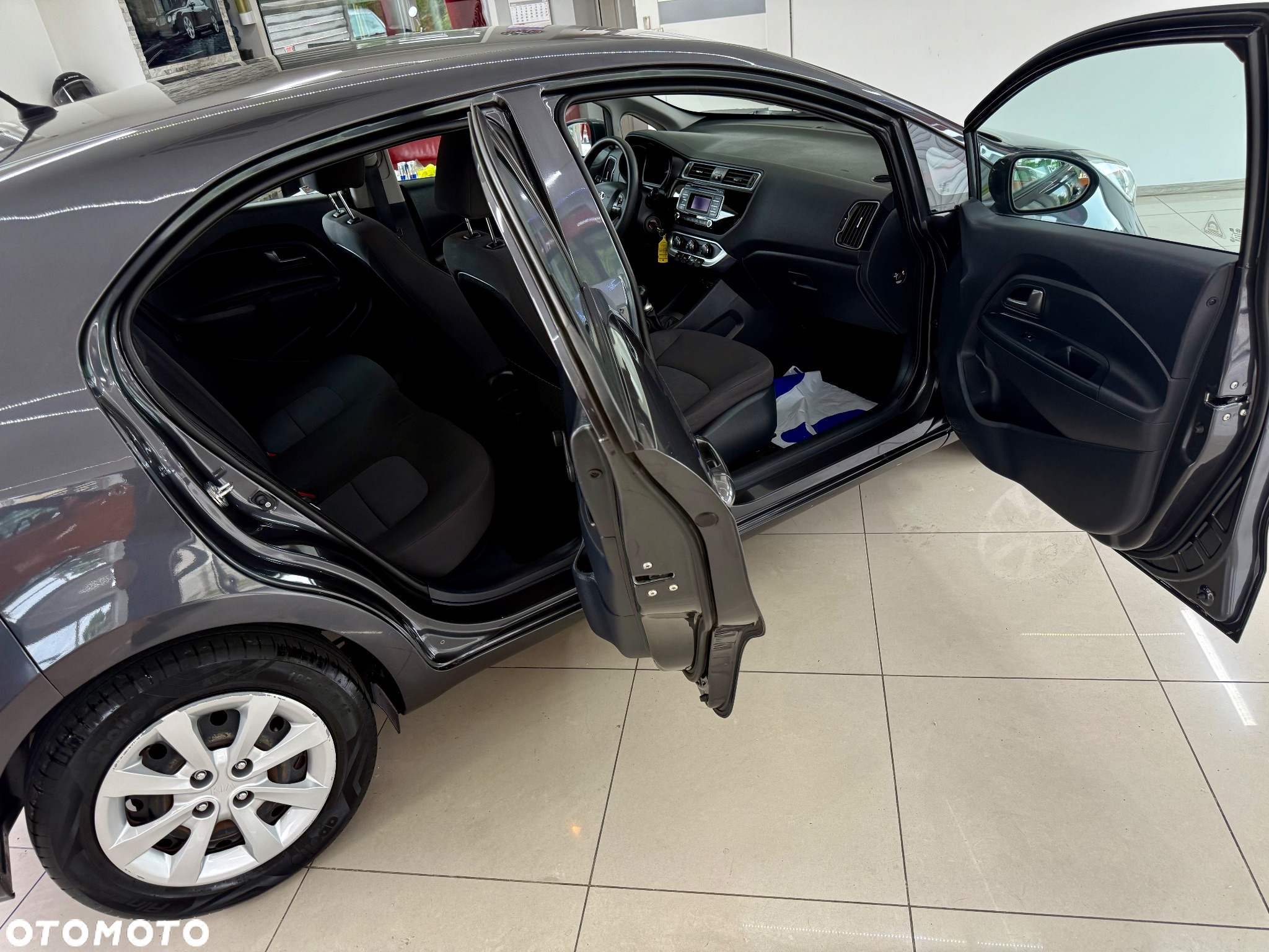 Kia Rio 1.2 Business Line - 28