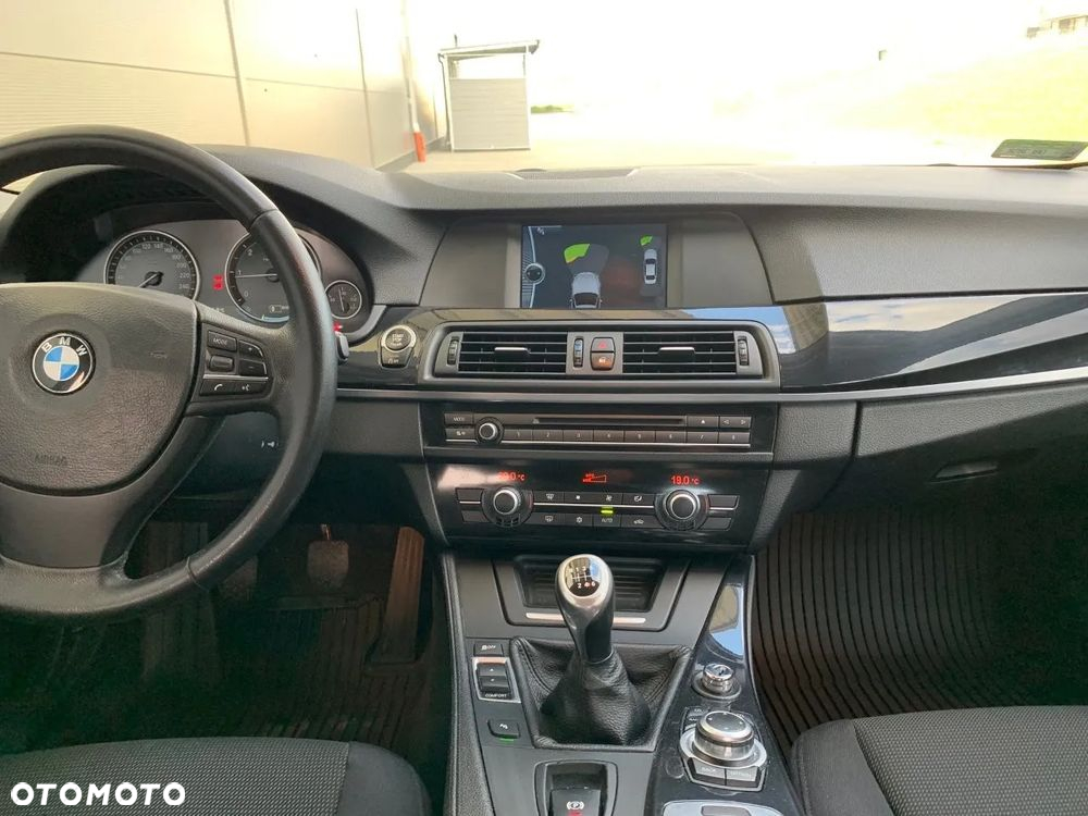 BMW Seria 5 520d - 9