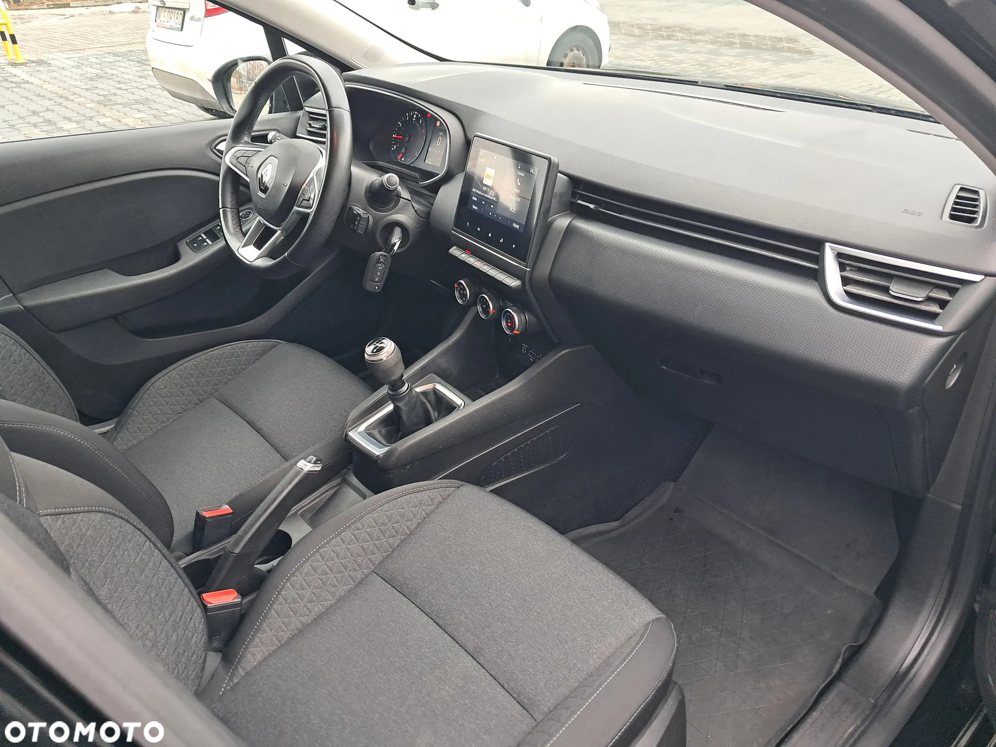 Renault Clio 1.0 TCe Zen - 23