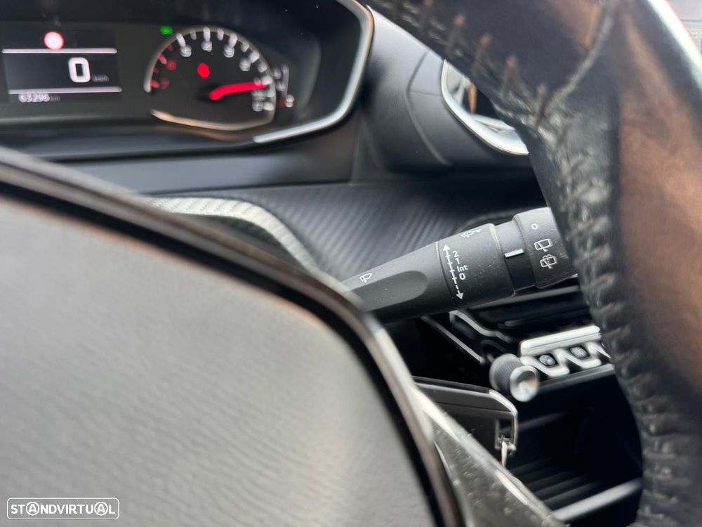 Peugeot 208 1.2 PureTech Active Pack - 24