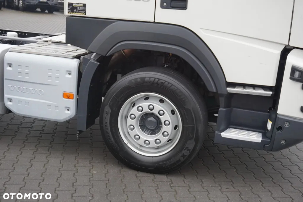 Volvo FMX / 500 / EURO 6 / ACC / GLBETROTTER / MAŁY PRZEBIEG - 16