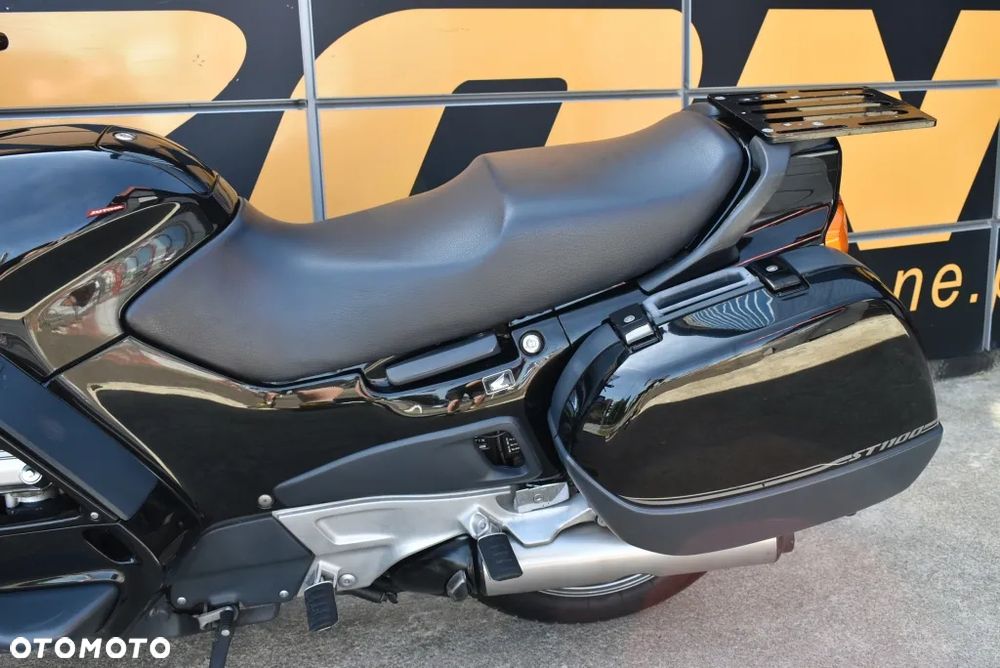 Honda ST - 11