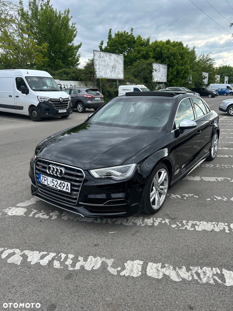 Audi S3 S tronic - 1