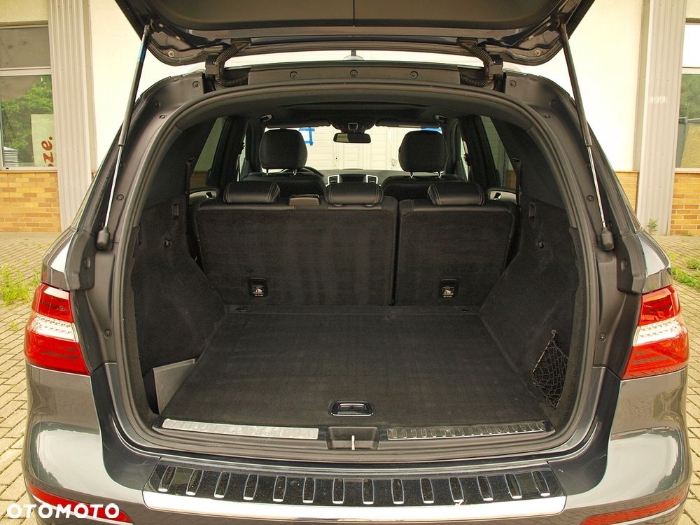 Mercedes-Benz ML - 16