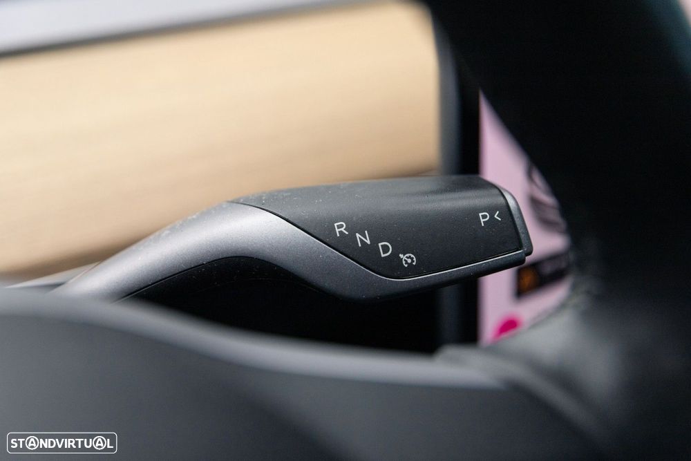 Tesla Model 3 Standard RWD Plus - 29