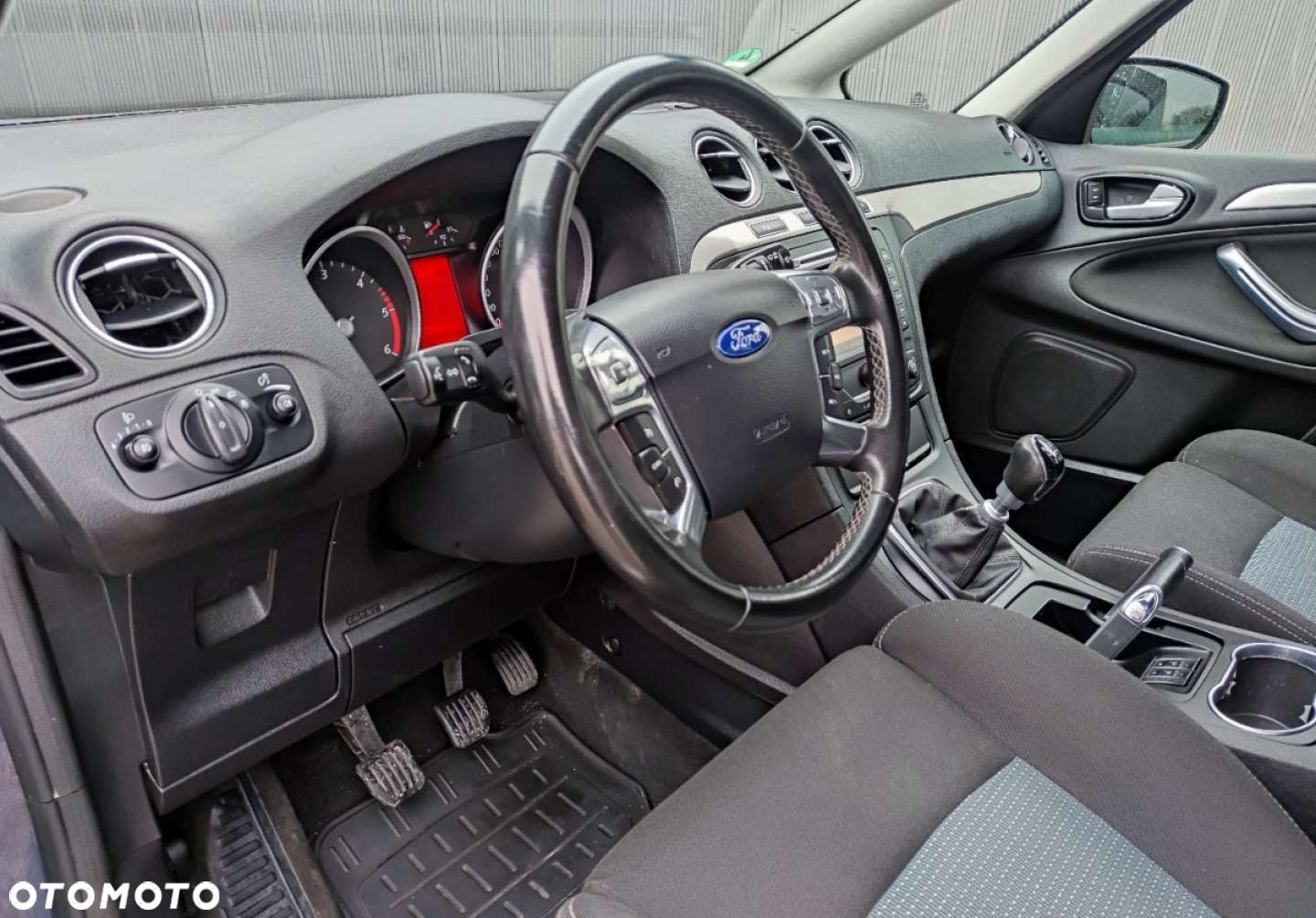 Ford S-Max 2.0 TDCi DPF Business Edition - 13