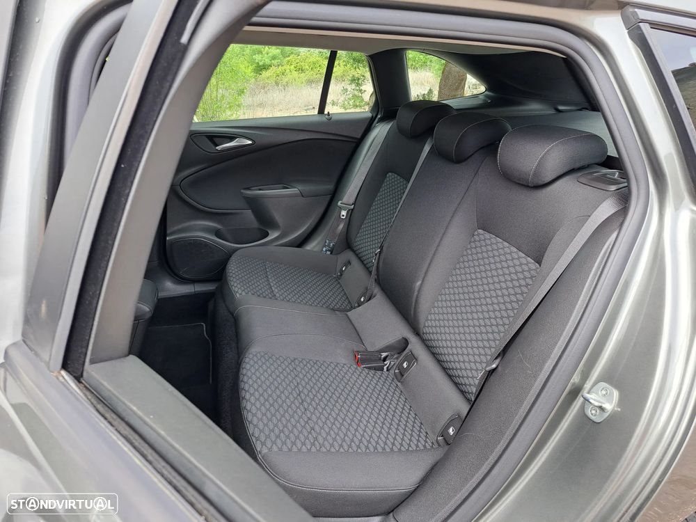 Opel Astra 1.6 CDTI Ecotec Business Edition S/S - 26