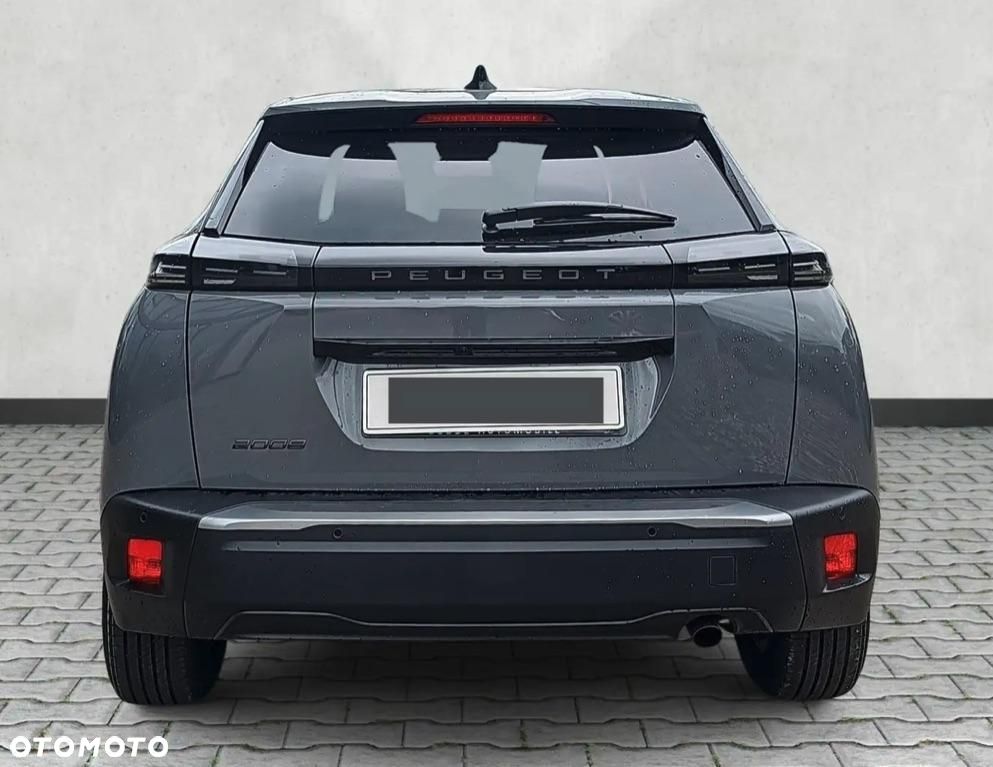 Peugeot 2008 - 8