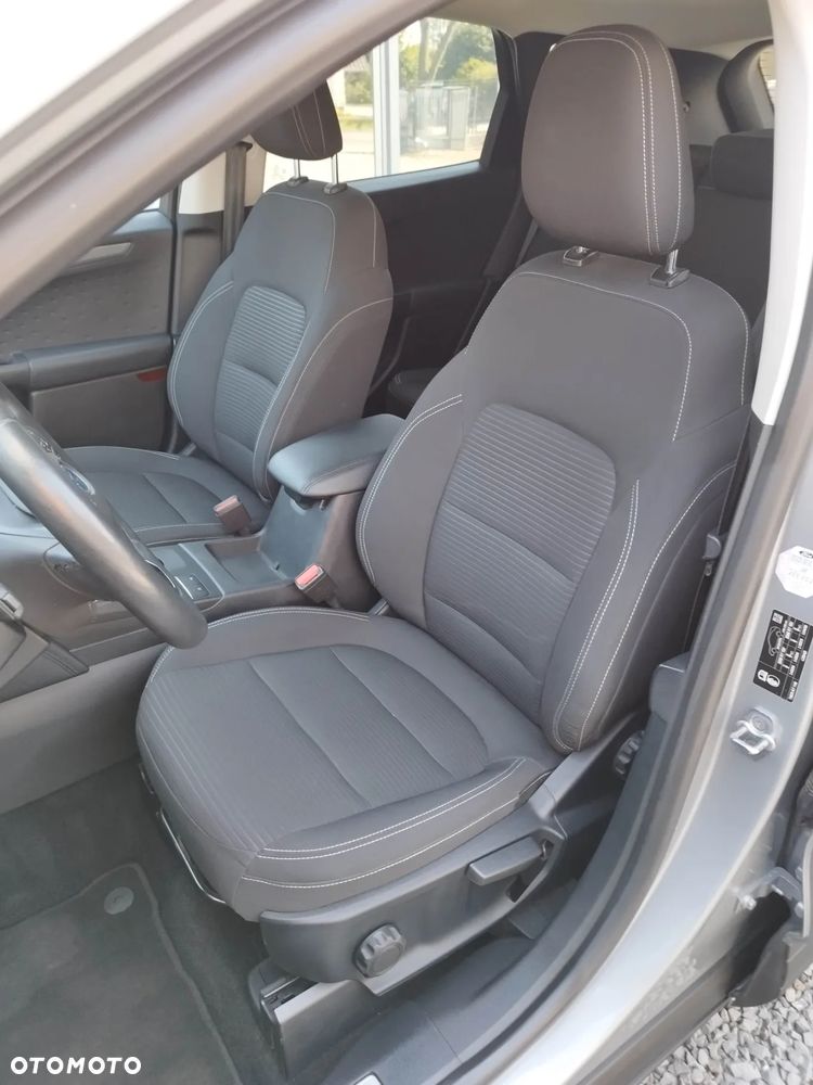 Ford Kuga 2.0 EcoBlue 4x4 TITANIUM - 27