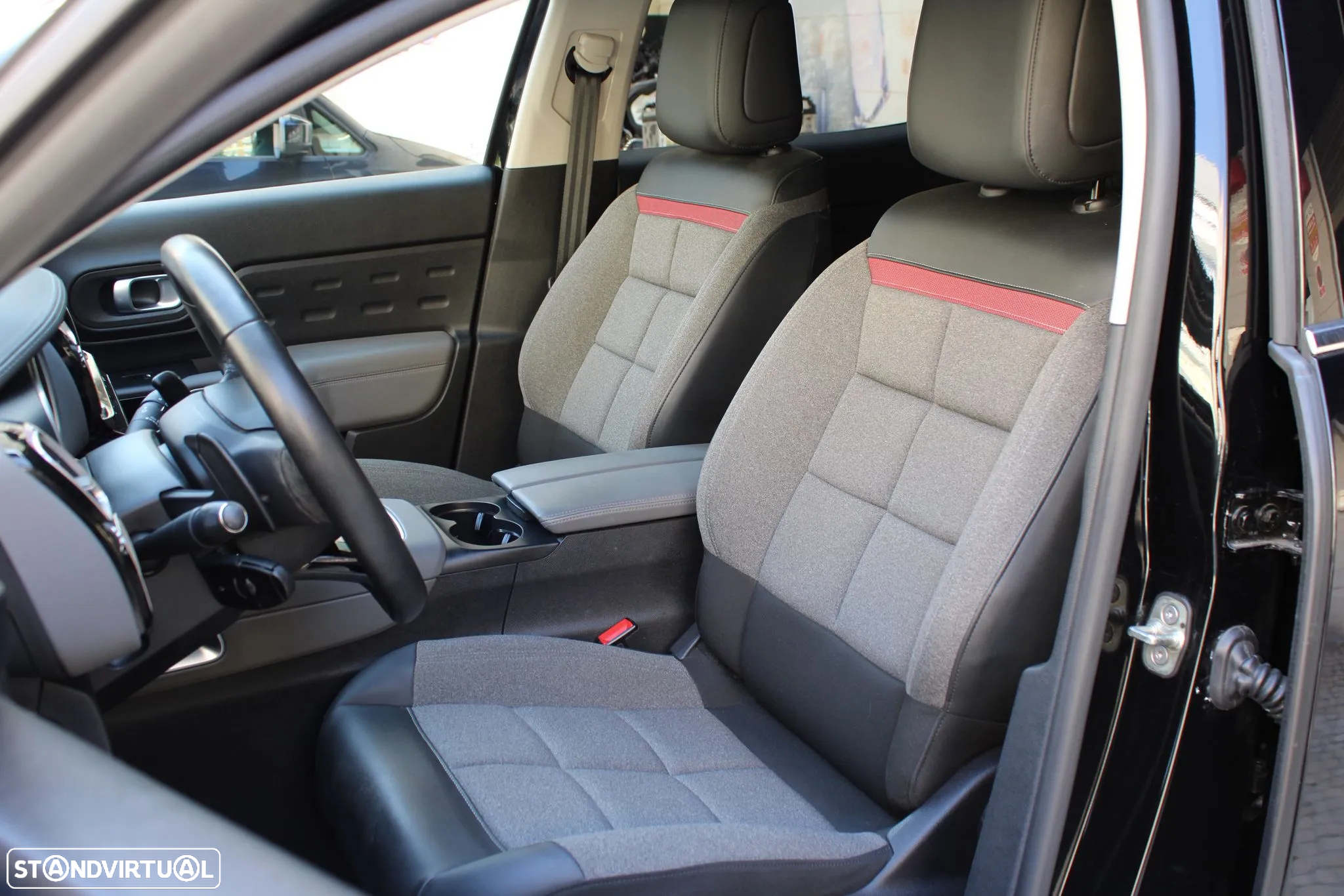 Citroën C5 Aircross 1.6 Hybrid Shine e-EAT8 - 12