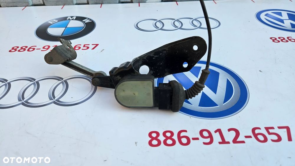 VW Phaeton 3D Czujnik poziomowania świateł xenon tył 4E0907503C 4E0616572D - 2