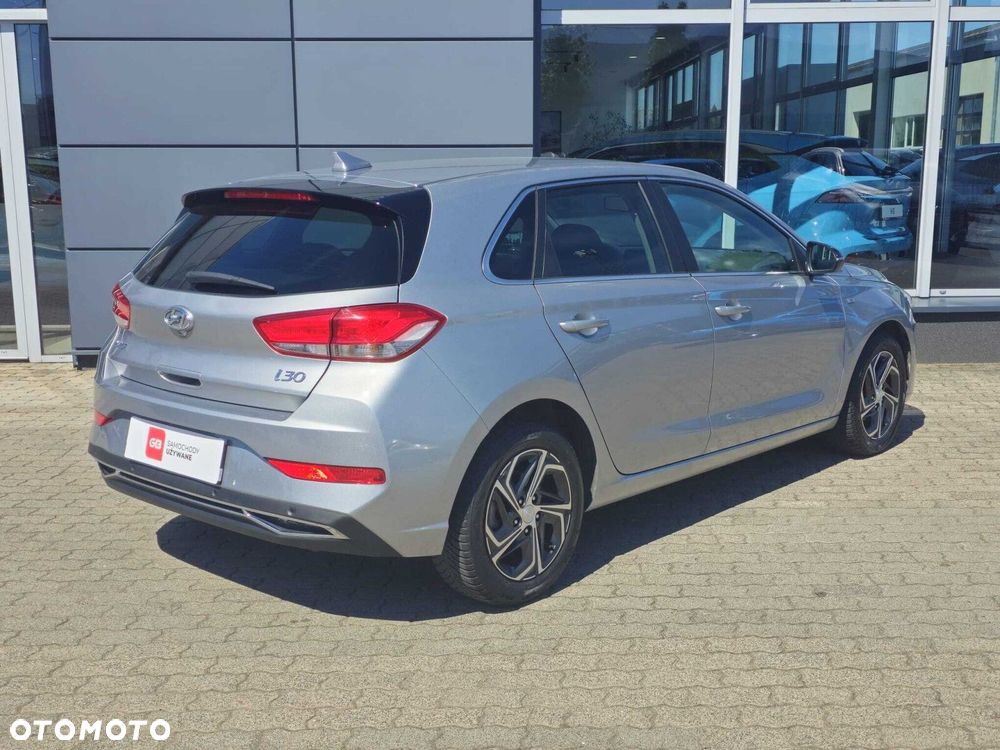 Hyundai i30 1.5 T-GDI 48V Smart - 6