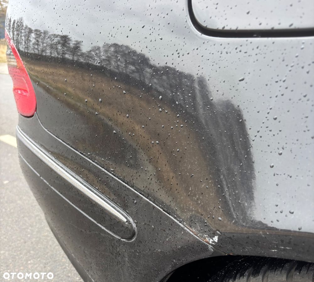 Mercedes-Benz Klasa E - 19