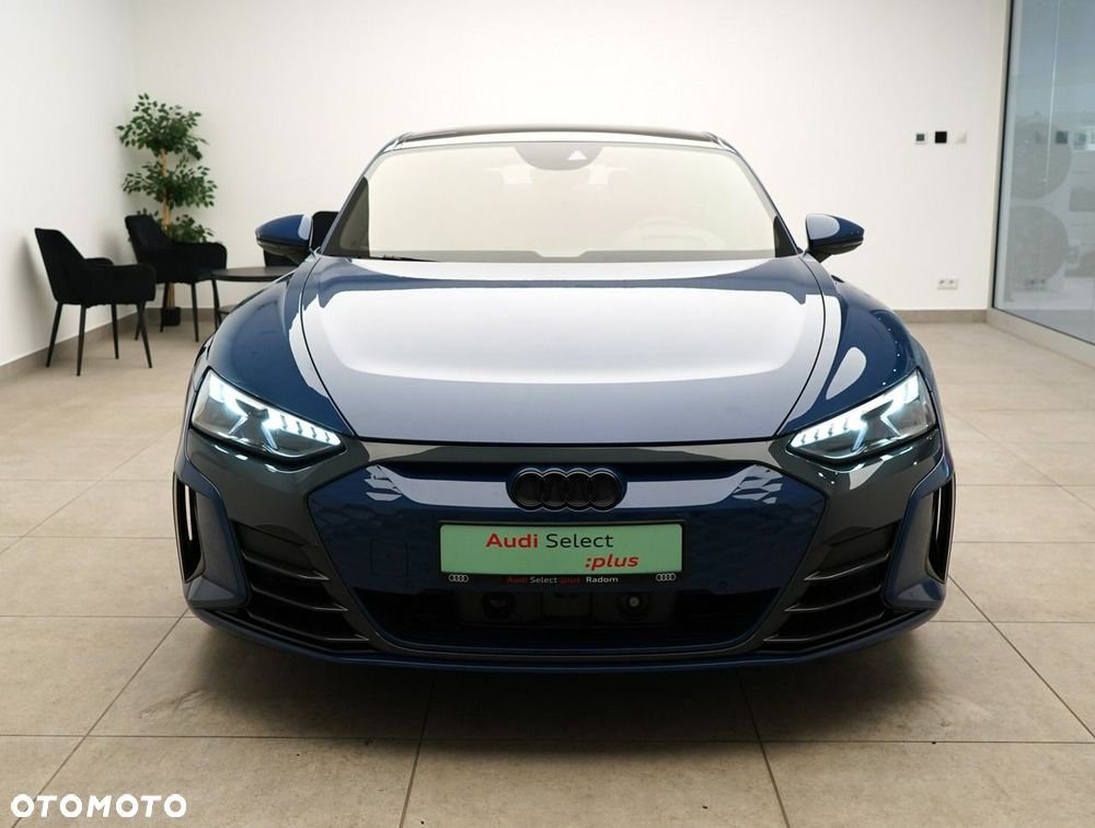 Audi e-tron GT - 7