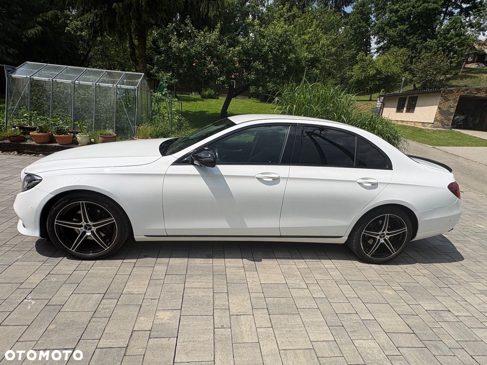 Mercedes-Benz Klasa E 220 d 9G-TRONIC AMG Line - 26
