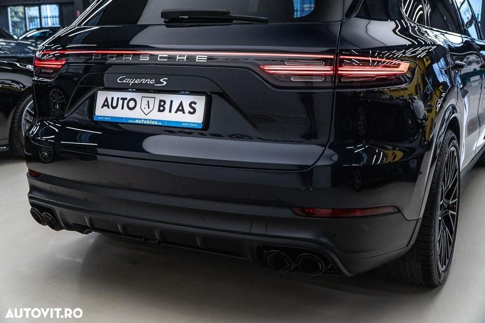 Porsche Cayenne S Tiptronic S Platinum Edition - 14