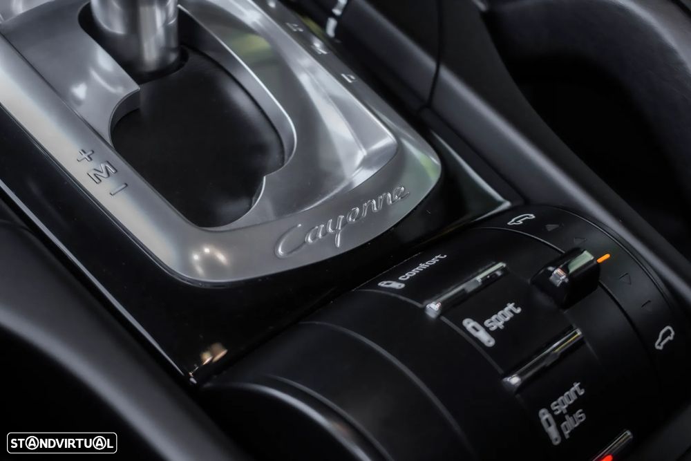 Porsche Cayenne S E-Hybrid - 21