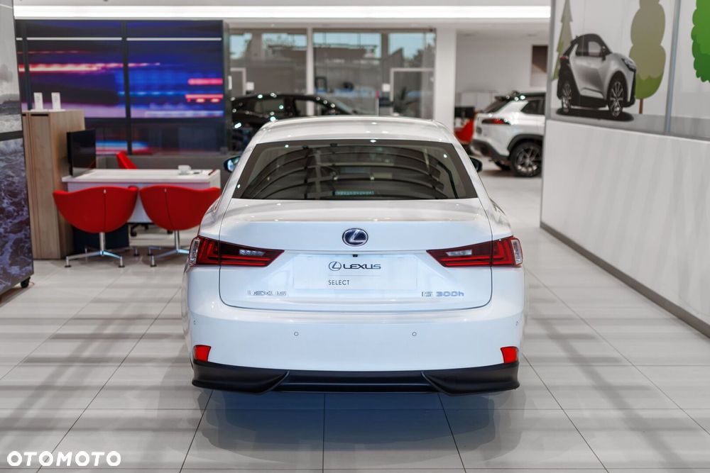 Lexus IS - 5