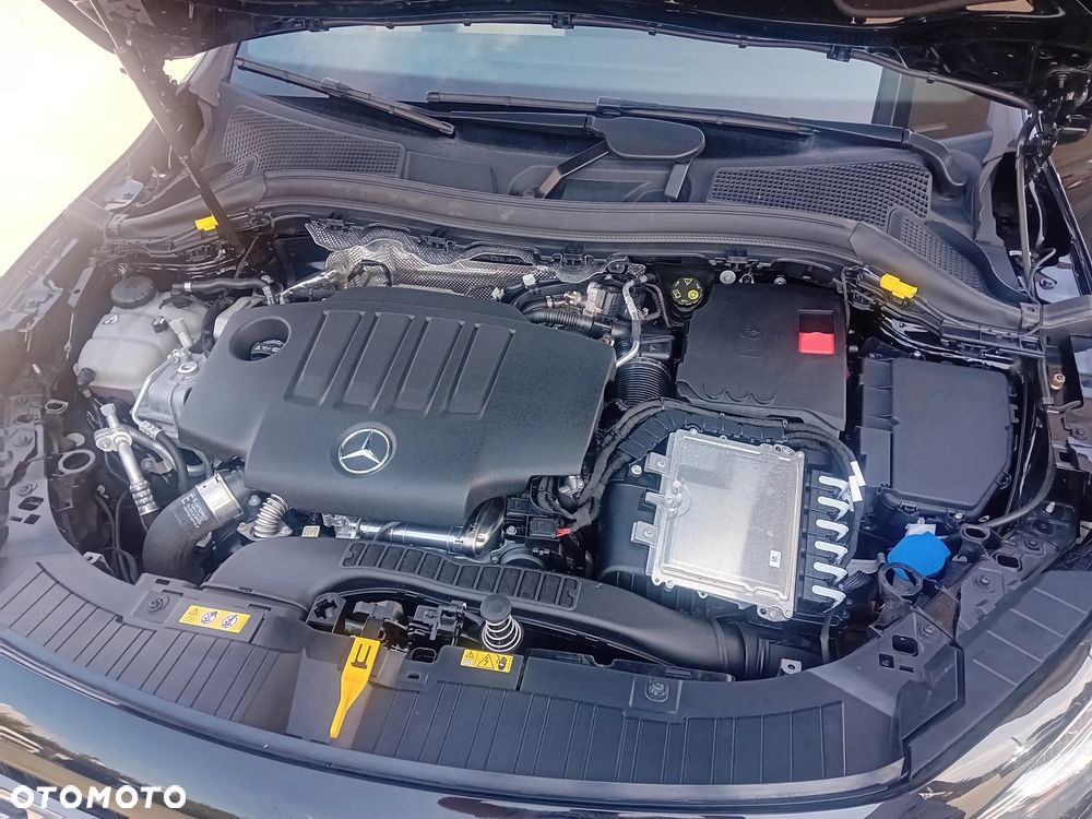 Mercedes-Benz GLA - 19