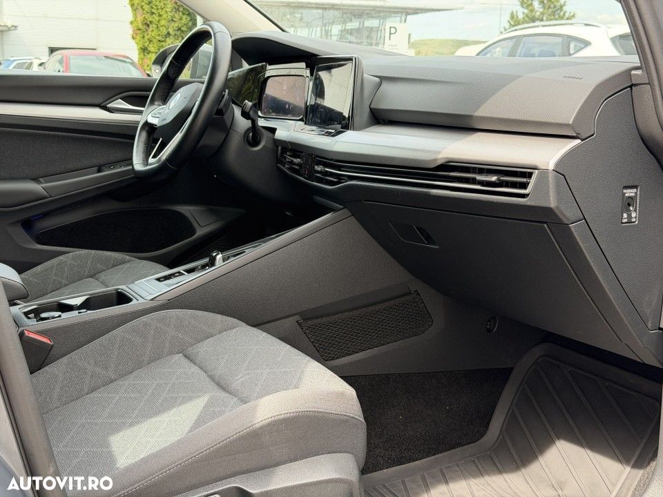 Volkswagen Golf - 16