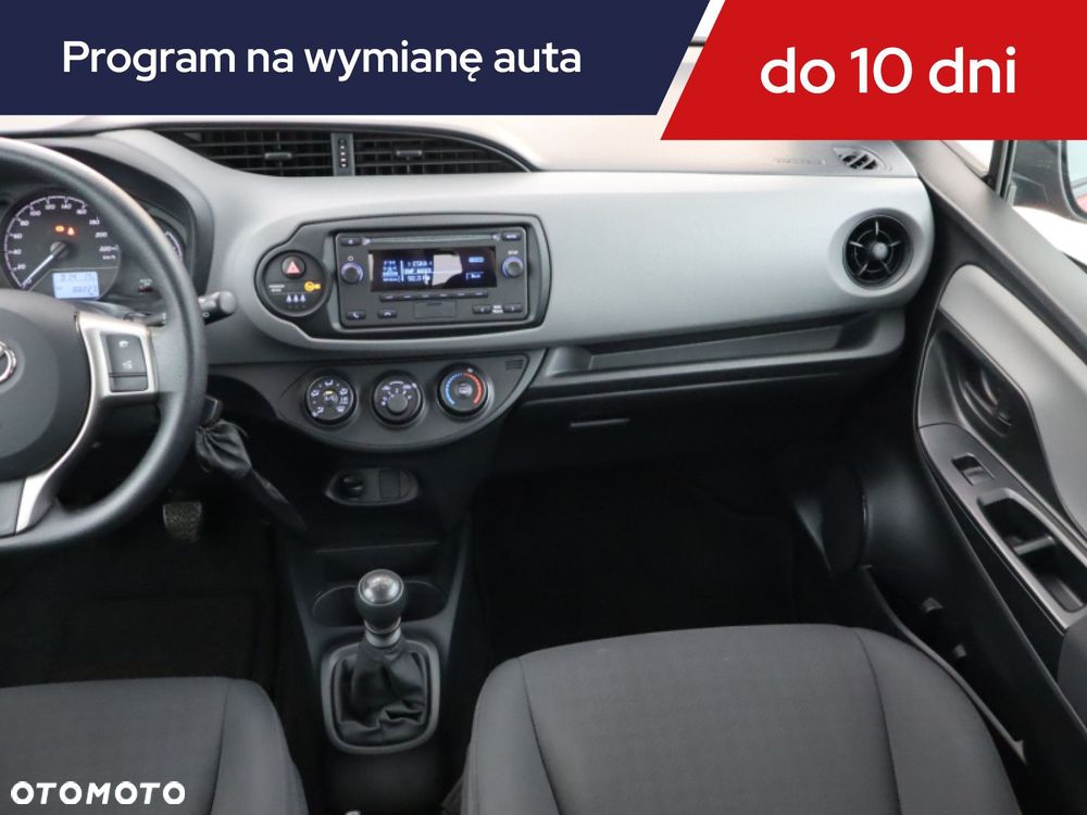 Toyota Yaris - 10